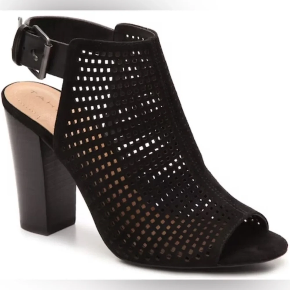 TAHARI BLACK SUEDE LEATHER SANDALS